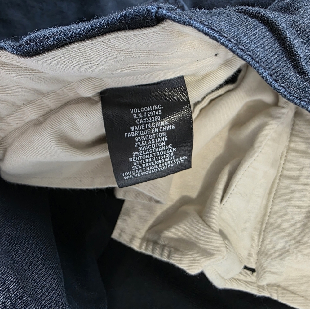 Volcom pants - Picture 6 of 9
